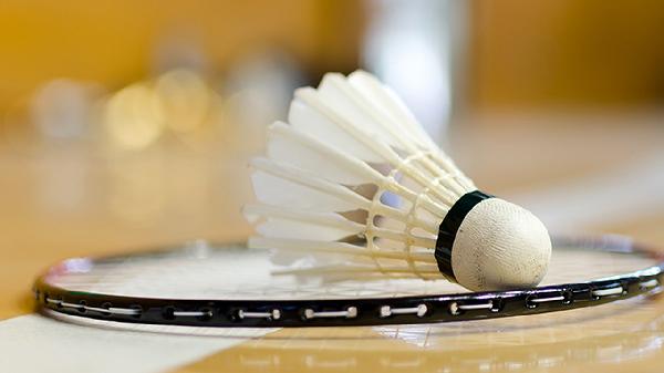 打羽毛球小腿肌肉拉傷一般多久能好