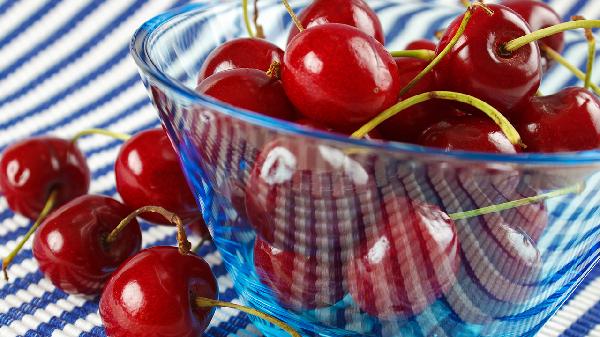 高脂肪的食物有哪些