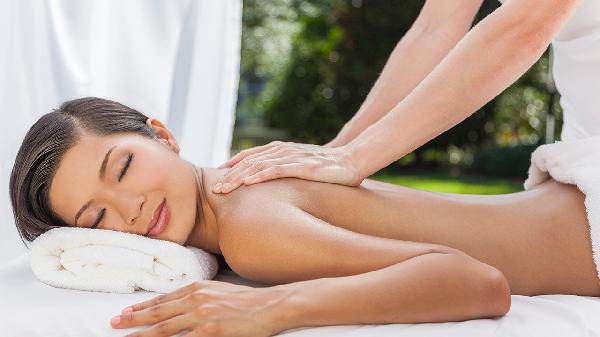 皮膚干燥魚鱗狀是病嗎