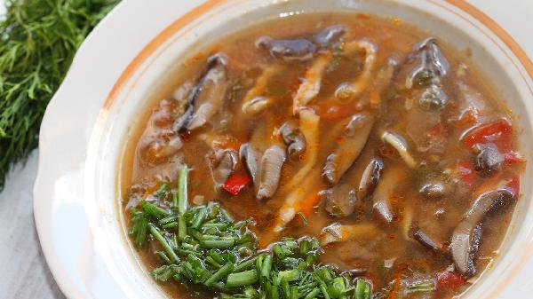 女性滋陰補(bǔ)血養(yǎng)顏湯