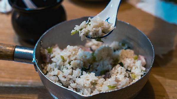 幾款烏發(fā)食療方法 烏發(fā)食療三種食物