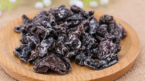 食物發(fā)霉會(huì)影響旁邊的嗎