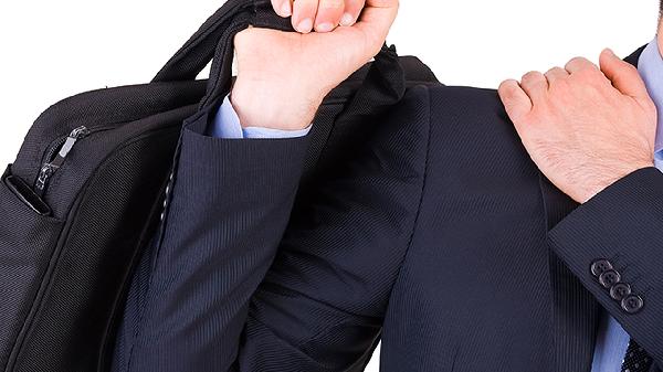 右肩膀突然疼痛是什么原因