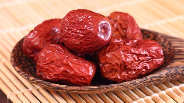 減肥期間晚上餓了可以吃紅棗嗎