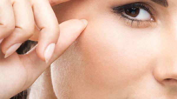 激光點(diǎn)痣多少天可以用洗面奶洗臉