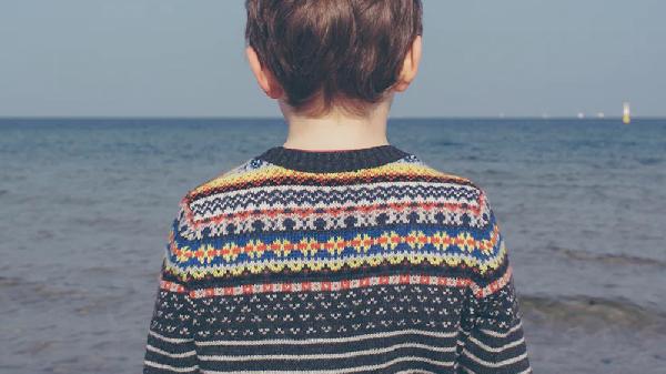 如何給寶寶換衣服