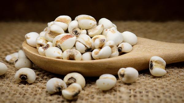 薏仁粉面膜制作方法