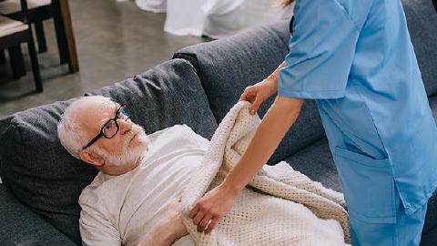 老年牙髓炎術(shù)后應(yīng)注意什么護(hù)理