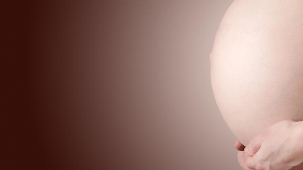 羊水过少会导致孩子脱氧吗