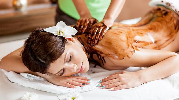 錯誤的按摩也會(huì )教女性胸部變大的秘密