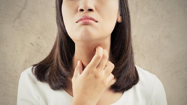 臉部皮膚出現(xiàn)問題可能是因?yàn)槌睗裨斐傻?>
                  </p>
              </a>
    </li>
                                <mip-toggle id=