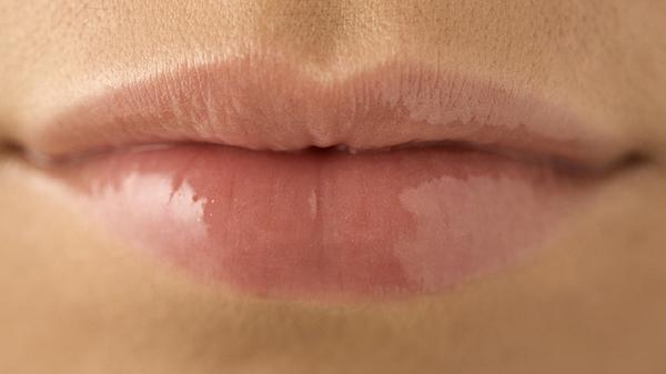 唇部整形術(shù)前后護理