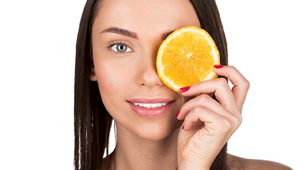 早上的護(hù)膚步驟暴露了一整天的秘密