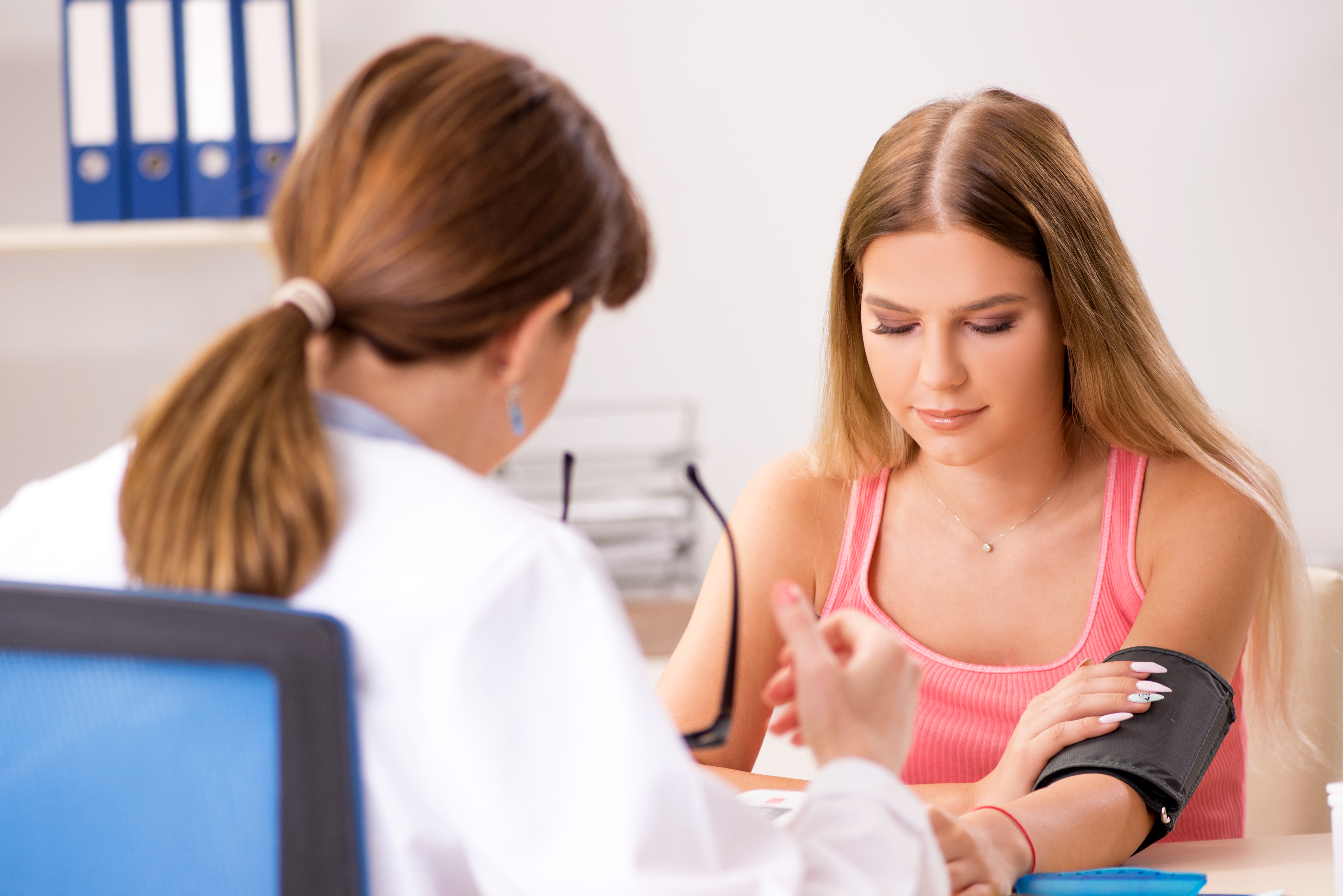 血压突然低了头发晕怎么回事