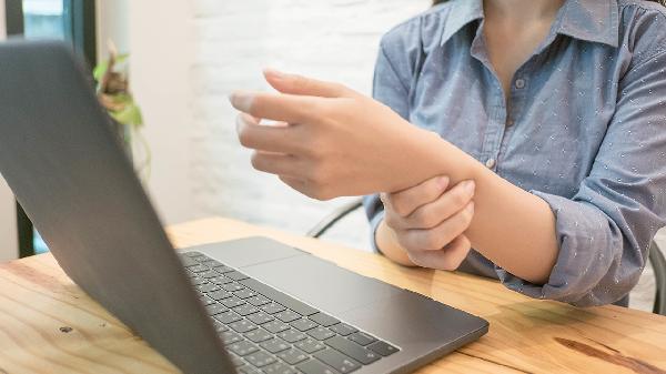 腱鞘炎是怎么回事？