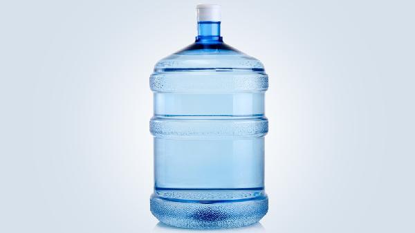 長期喝燒開水和桶裝水的人，身體差異竟這么大！