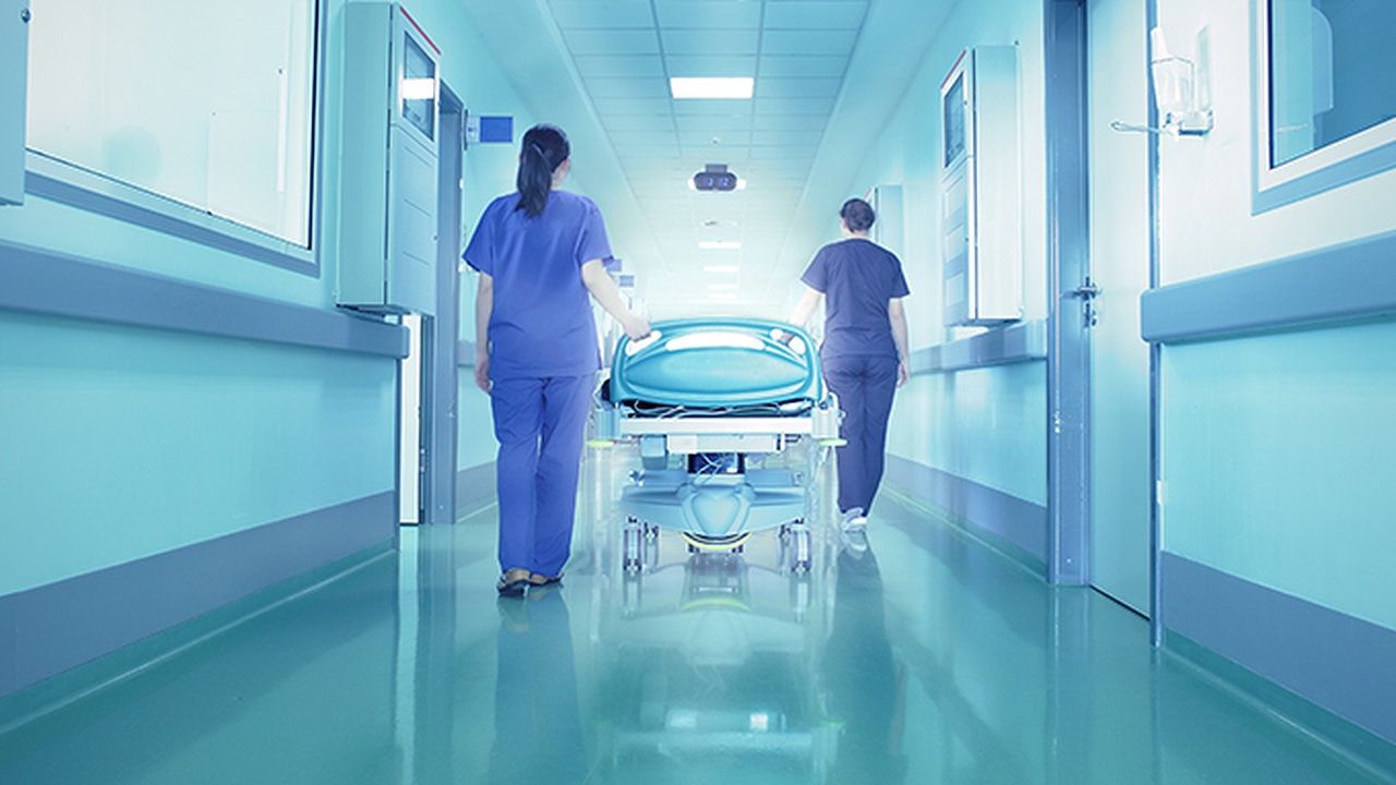 启东市附近比较近的眼科医院