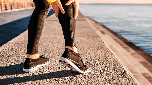 手指關(guān)節(jié)紅腫疼痛