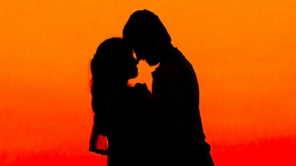 孩子初三谈恋爱家长怎么办