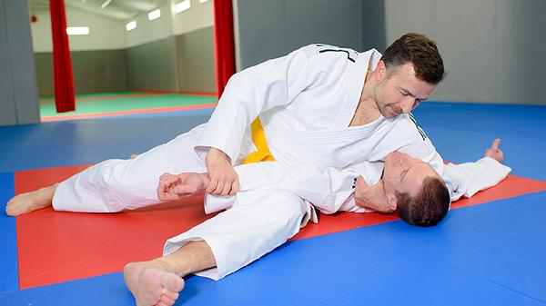 健身每日蛋白質(zhì)攝入量是多少